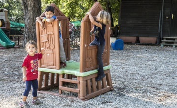Orari estivi per la Fattoria Didattica e le visite Fai trascorrere ai tuoi bimbi una giornata diversa, lontano dal caos e dal traffico di Roma!